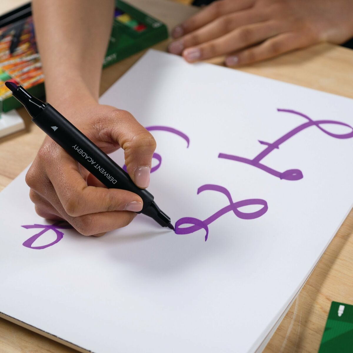 V4HC86F31082552521D6B896A1CB181DB2BR5006475P4