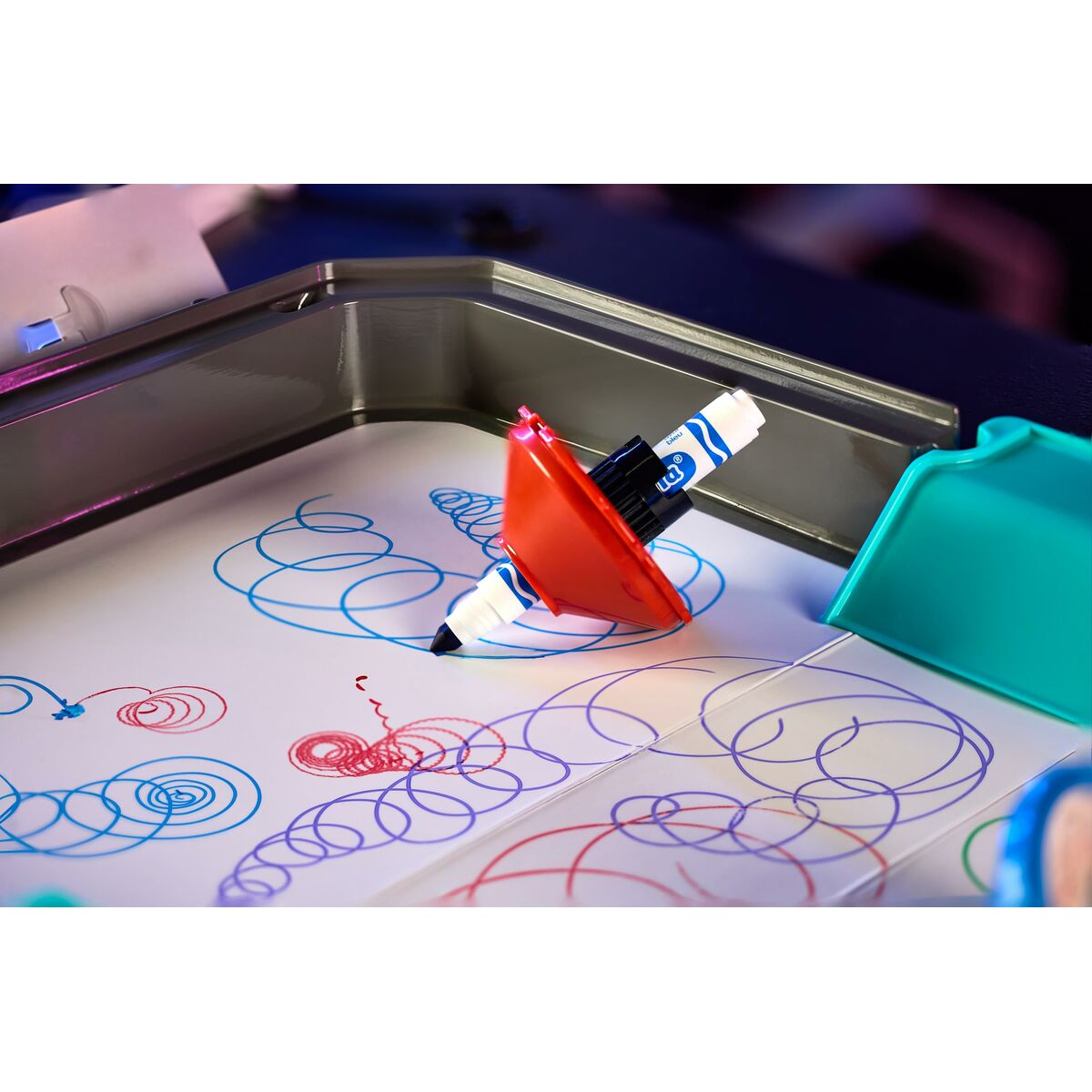 V4HC03E5278E3F8F38E8287658494362297R7107104P7