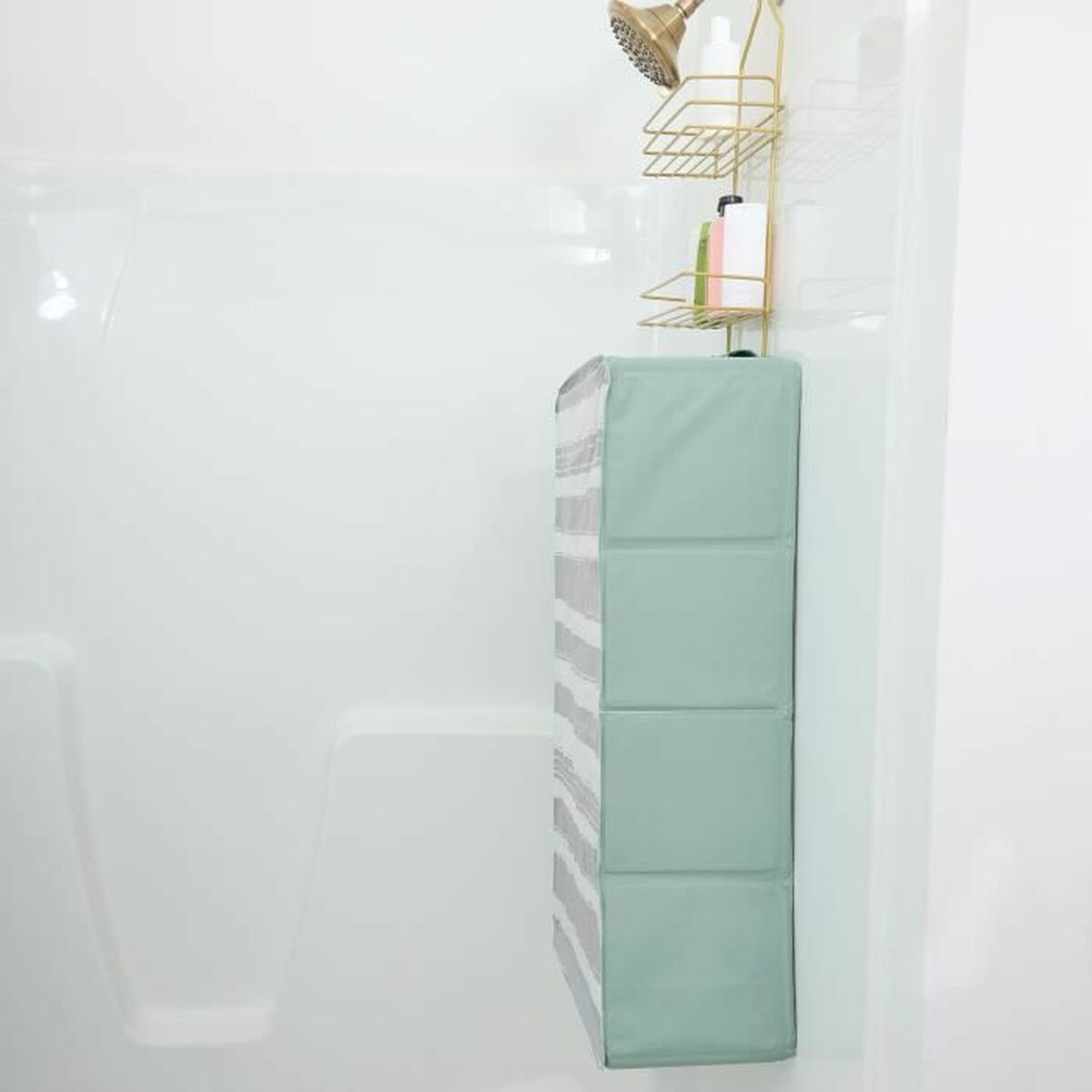 V7H5A2EA183B70D93799A822A4B3D3402A8R6852491P5