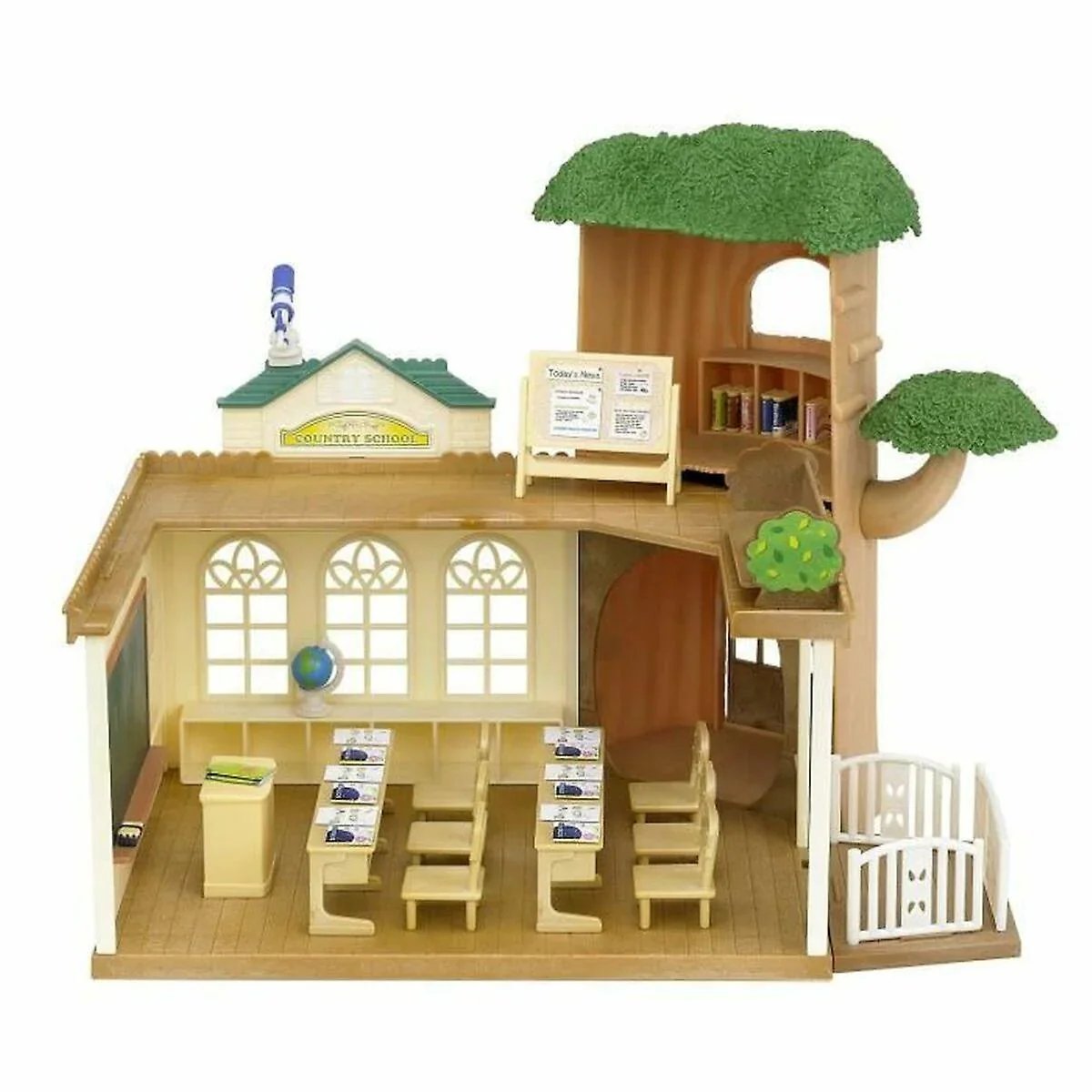 Sylvanian Families Country Tree School Gift Set