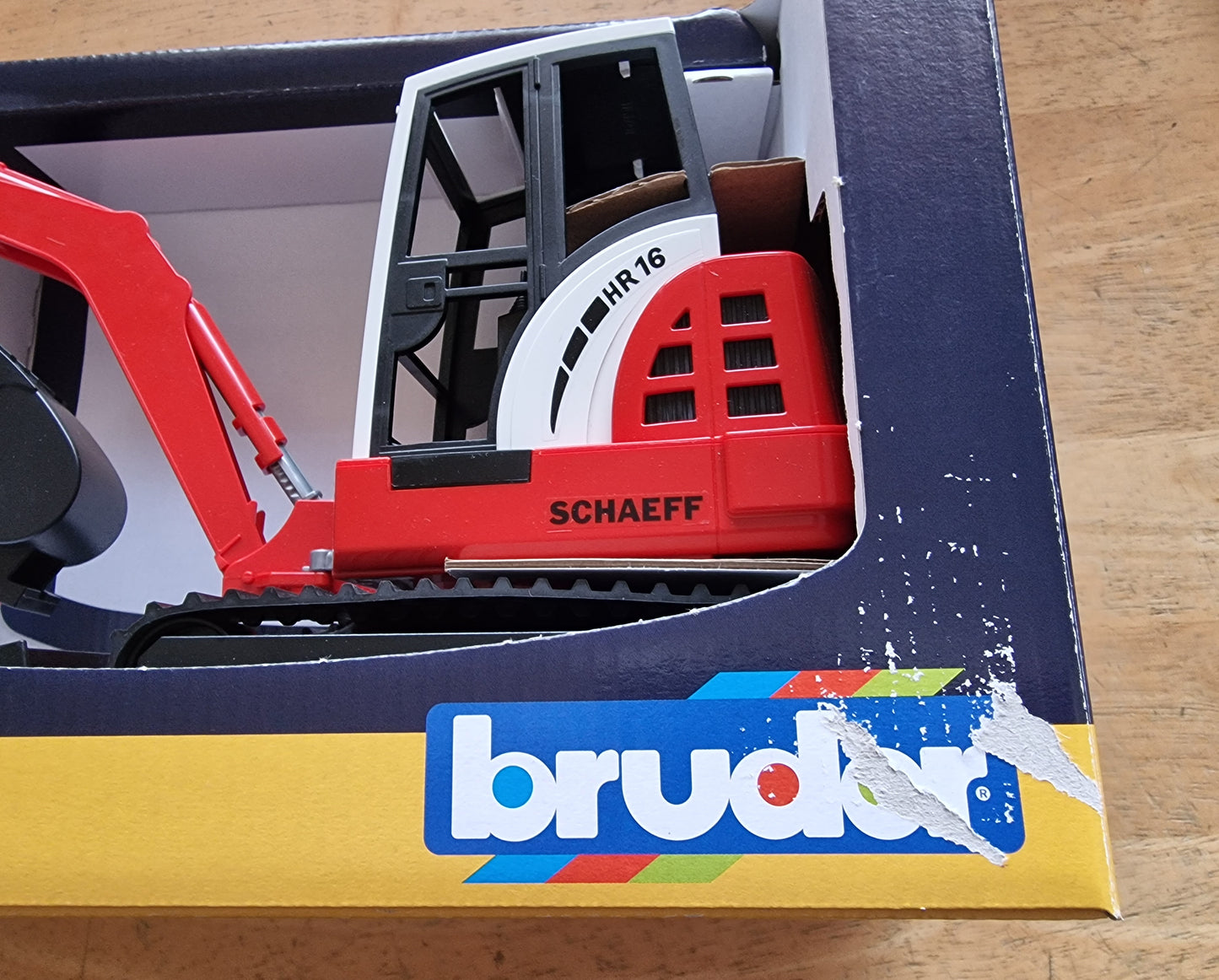 Bruder Schaeff  Mini Excavator Play Vehicle Scale 1:16