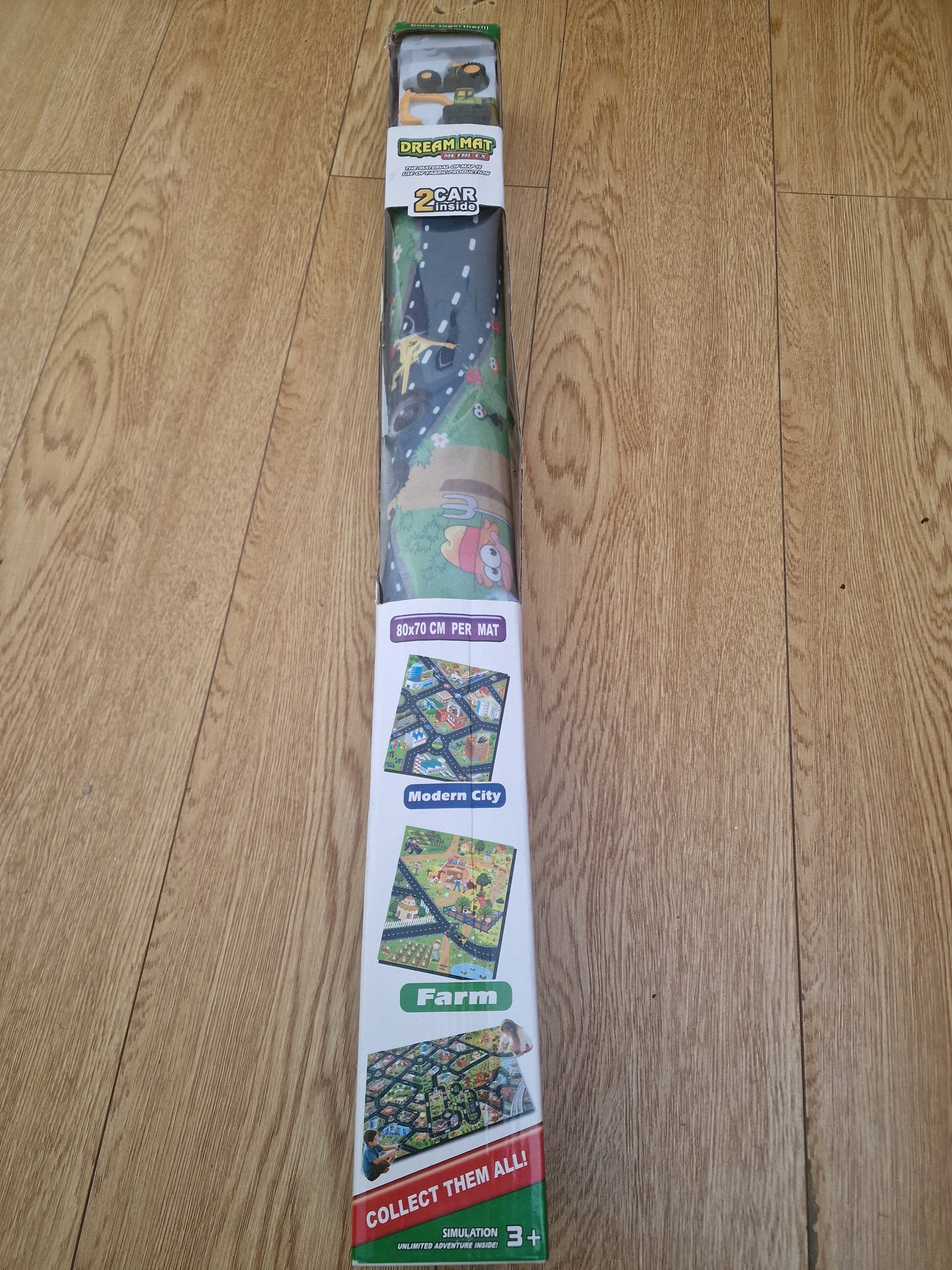 Dream Mat Farm With 2 Vehicles 80 x 70cm