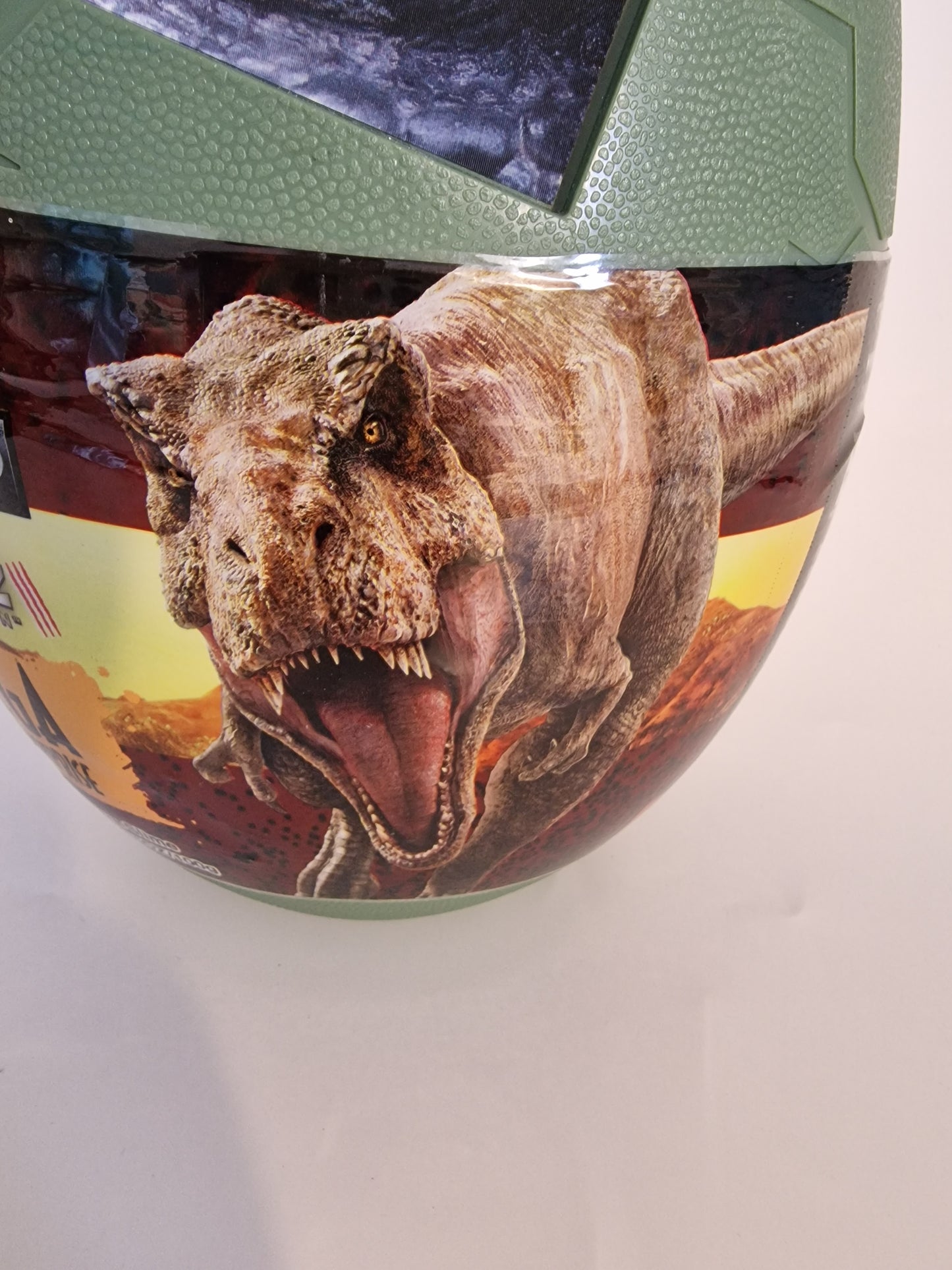 Jurassic World Captivz Clash Edition Mega Large Egg Mystery Dino Toy NEW