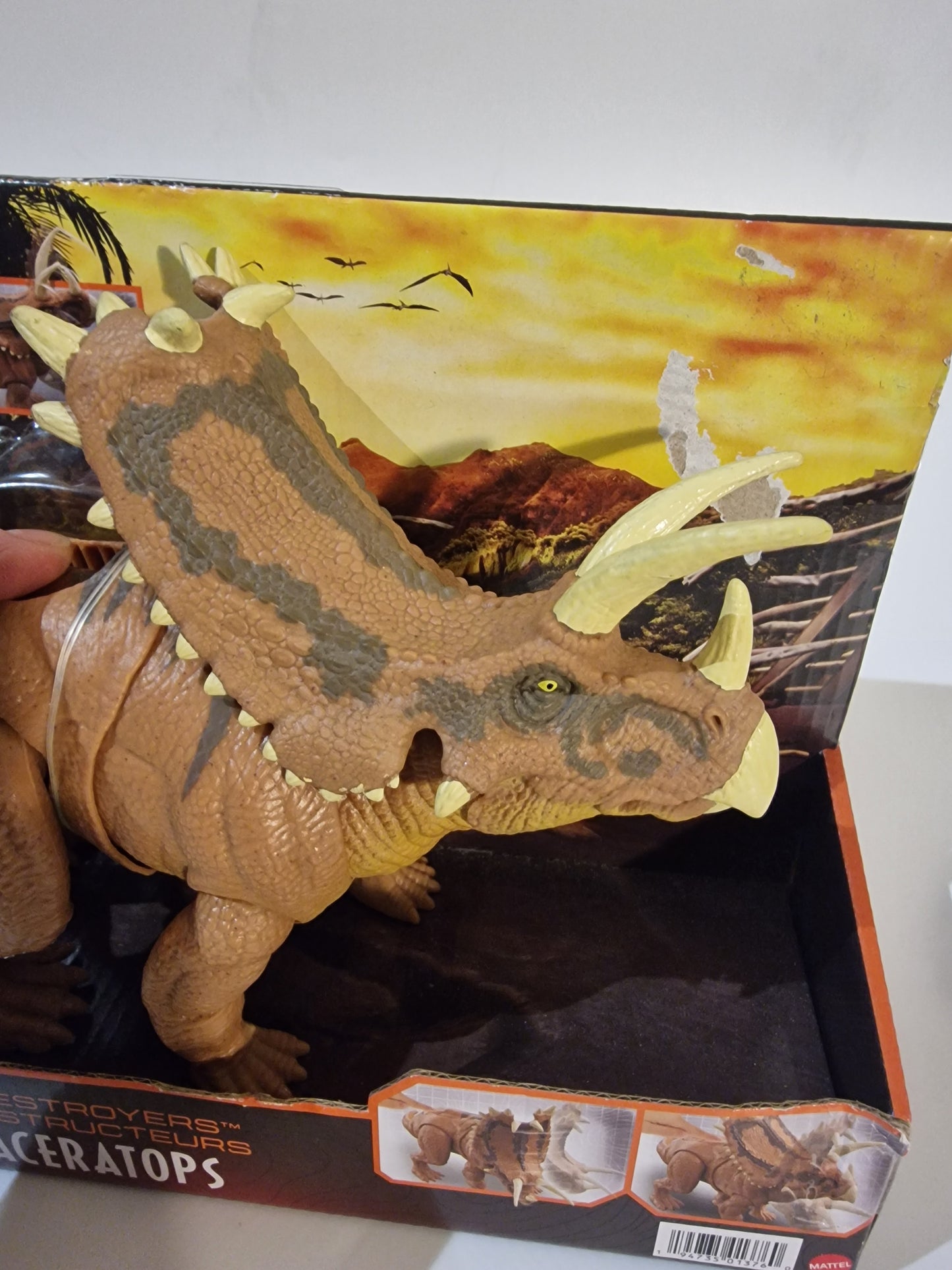 Mattel Jurassic World: Dino Escape Mega Destroyers - Pentaceratops Action Figure