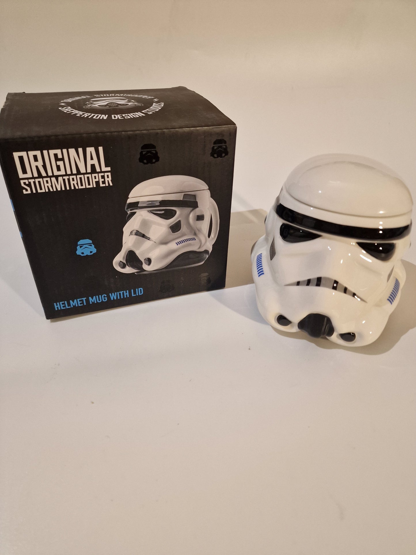 Original Stormtrooper Helmet Mug with Lid | Shepperton Design Studios | Boxed Star Wars Gift