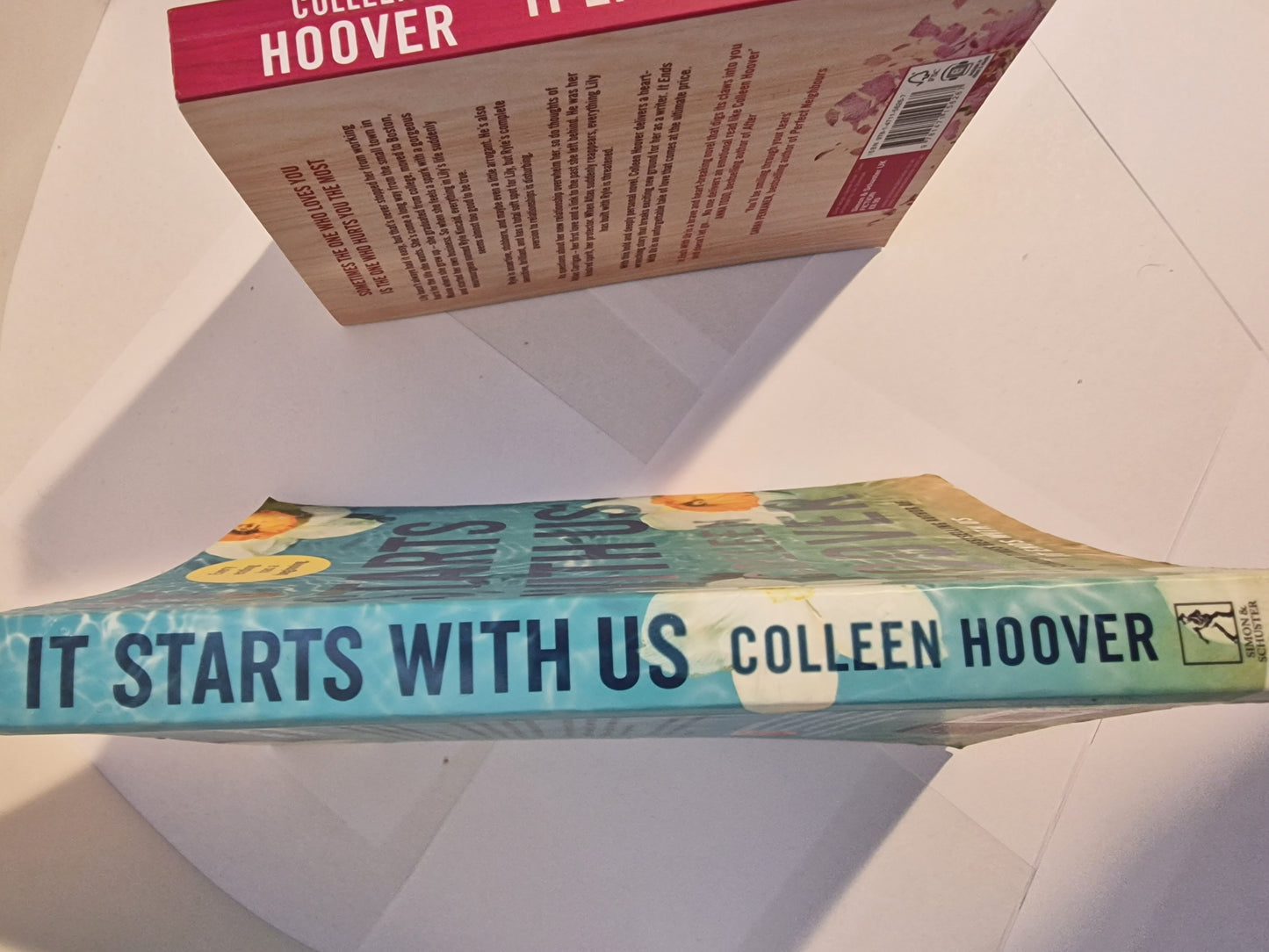 Colleen Hoover 2-Book Set: It Ends with Us & It Starts with Us - Romance Bestsellers