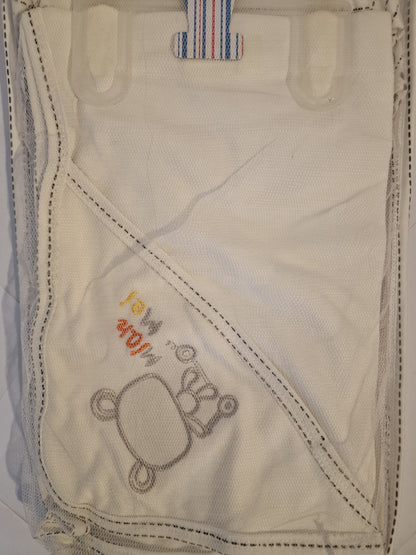 Juniors Premium 10-Piece Newborn Baby Gift Set – Neutral Bear Collection