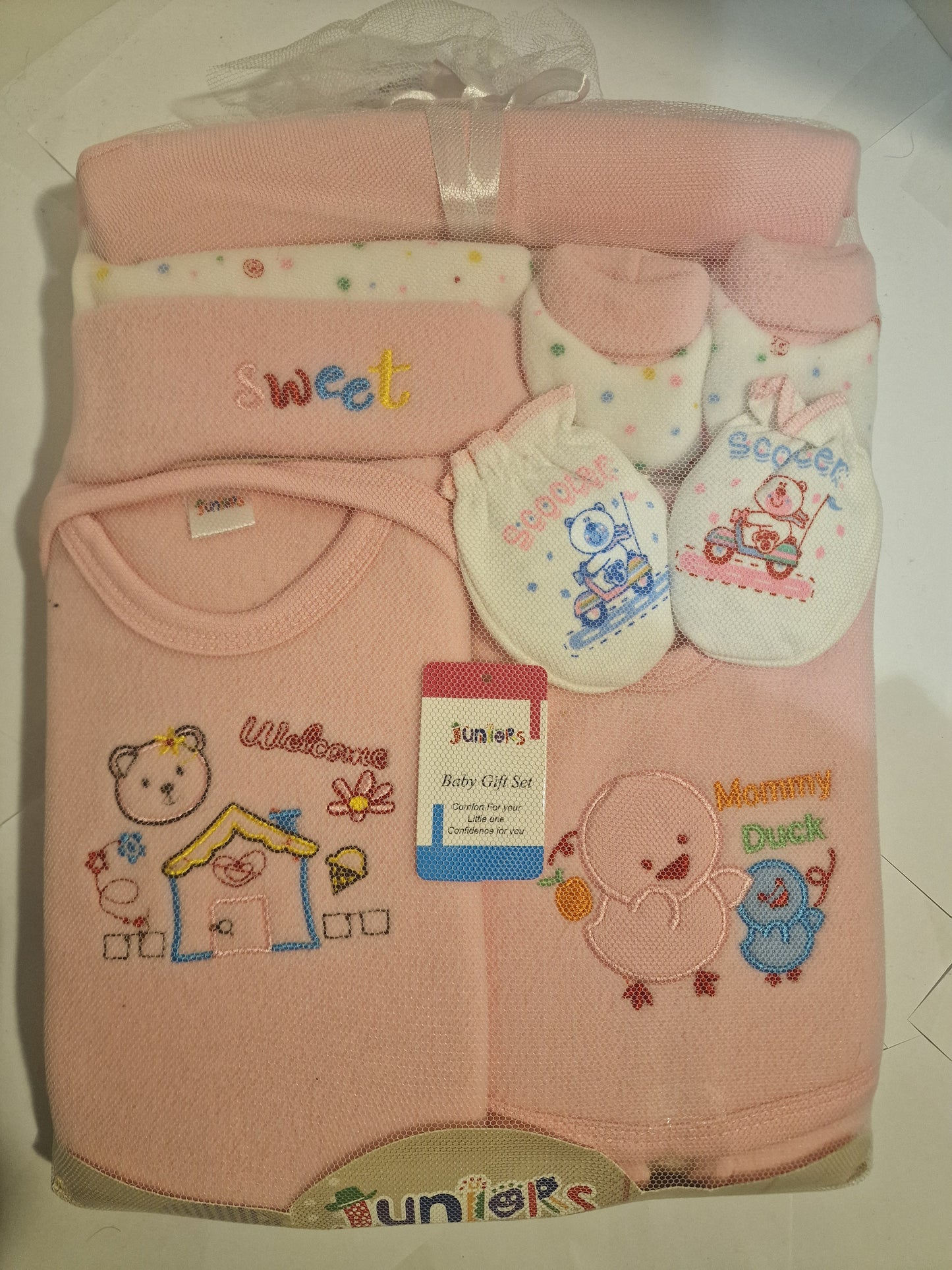 Juniors 8-Piece Newborn Baby Girl Gift Set - Pink Blanket & Essentials Clothing Bundle