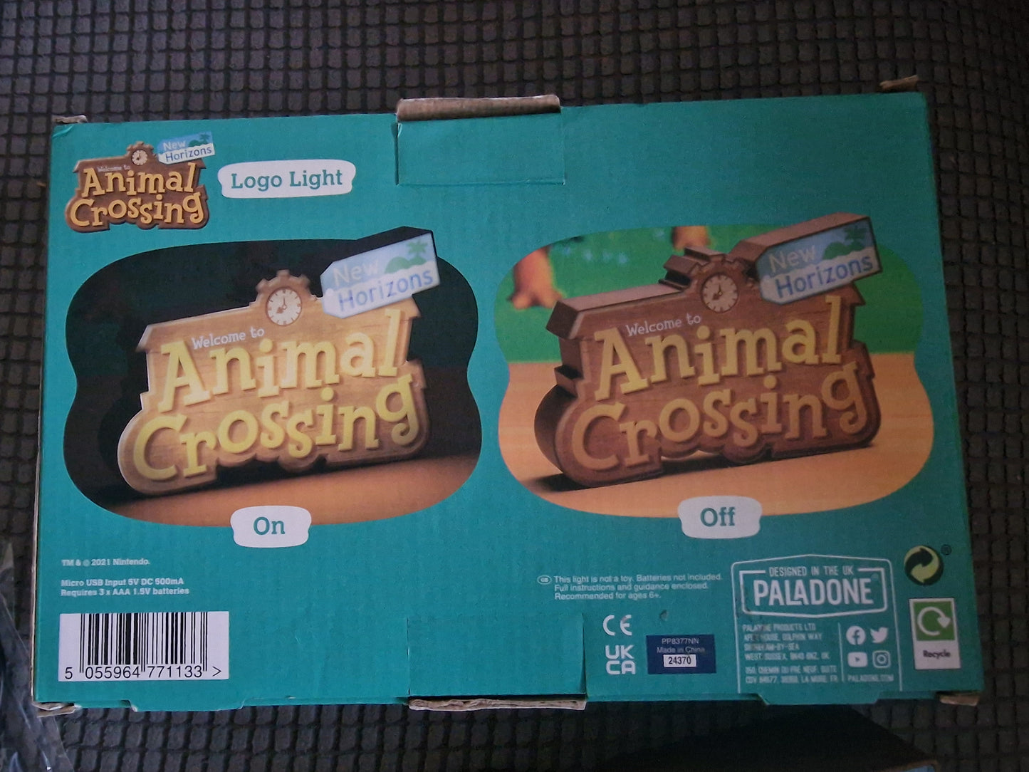 Animal Crossing: New Horizons Logo Light - Official Nintendo Paladone LED Lamp