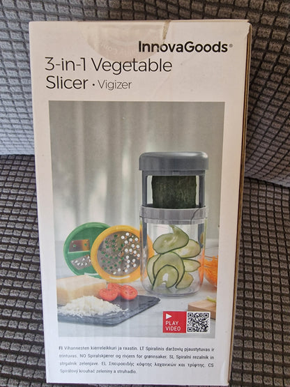 Vigizer 3-in-1 Vegetable Spiralizer & Manual Grater Kit (Innovagoods)
