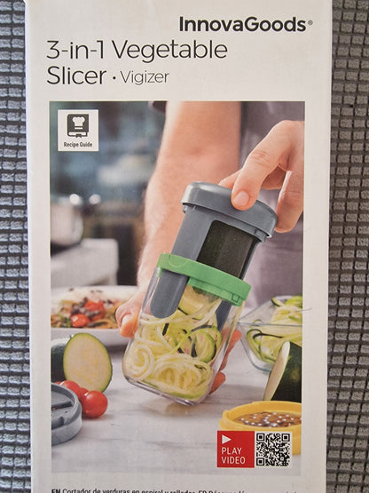 Vigizer 3-in-1 Vegetable Spiralizer & Manual Grater Kit (Innovagoods)