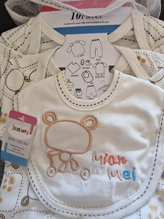 Juniors "Little Bear" 10-Piece Essential Newborn Gift Set - Neutral