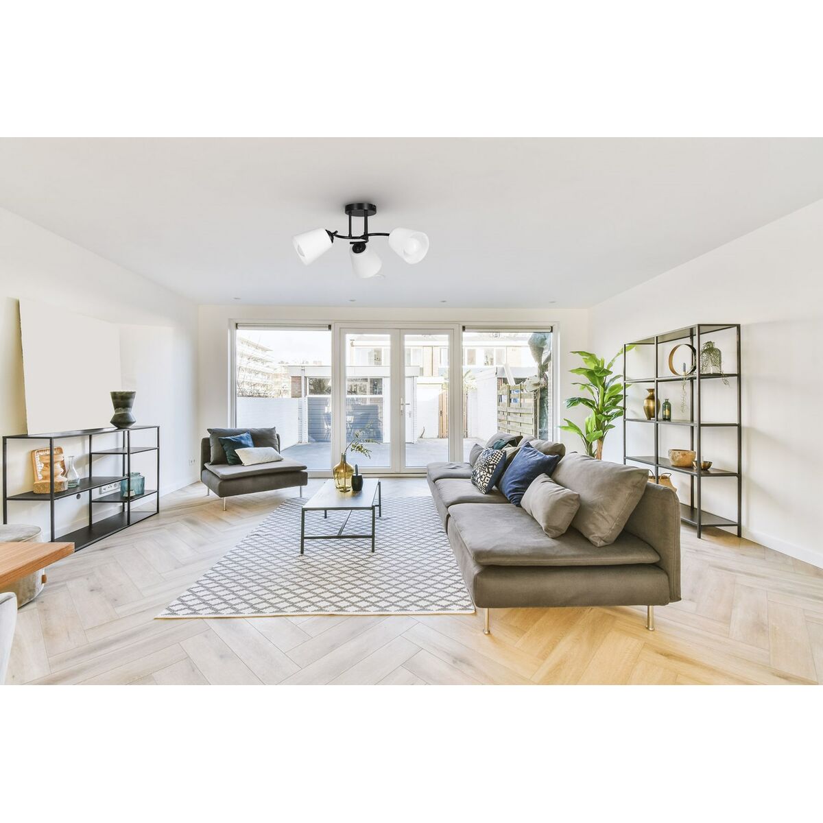 V6H36DDE01C0008F7A66B87068C9B3D3472R6301674P3