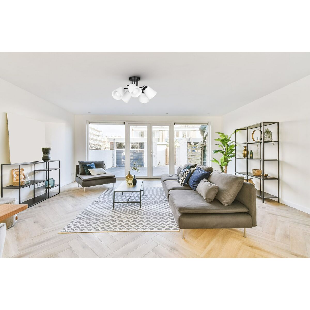 V6H354DBC0C6B24F316D3C4DBB0D67BA749R6339327P4