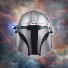 Načíst obrázek do prohlížeče Galerie, Star Wars The Mandalorian Electronic Mask