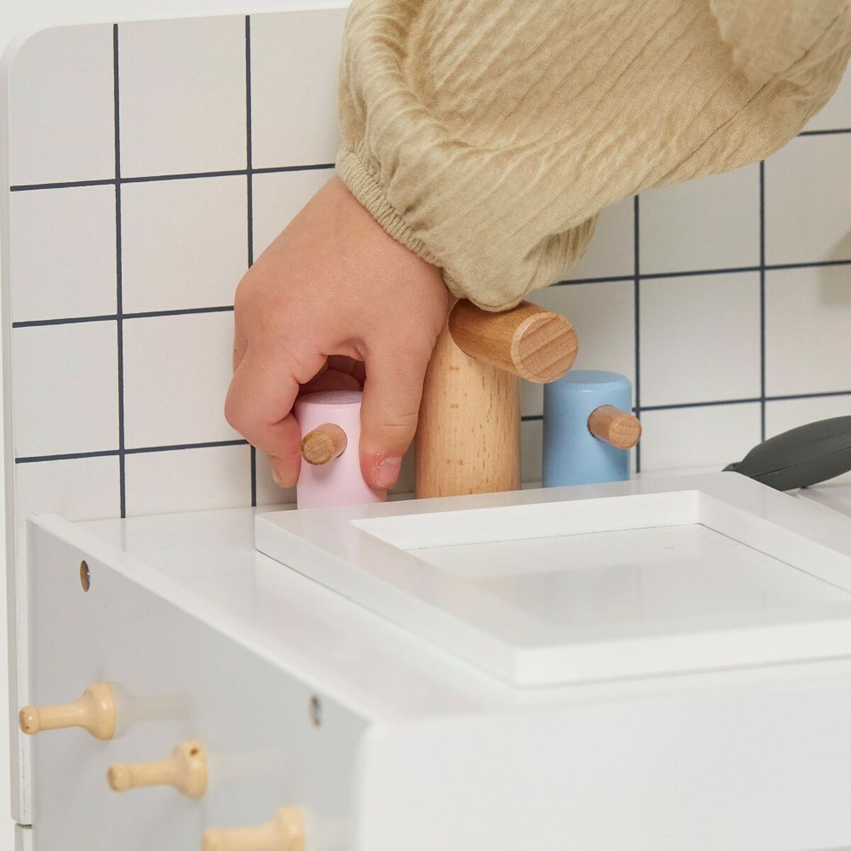 V9H1DF9FBB6B1D63FAA384EC4473A0B9A47R5407423P5