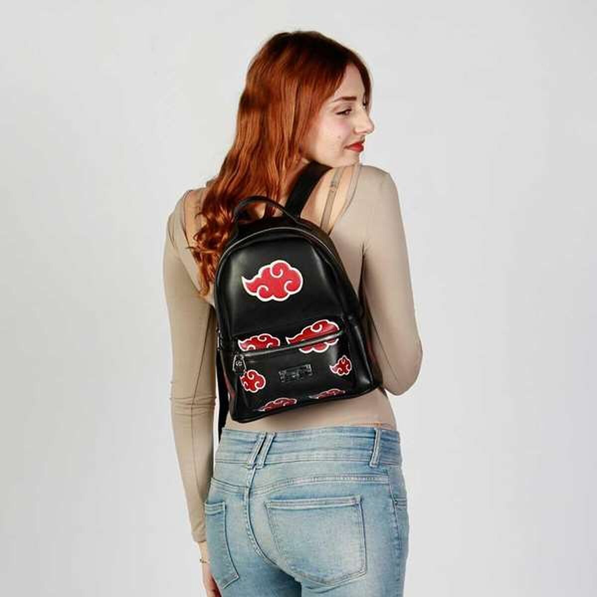 V2HF22139BEA512129CC8BD6B97D951B885R7557773P10