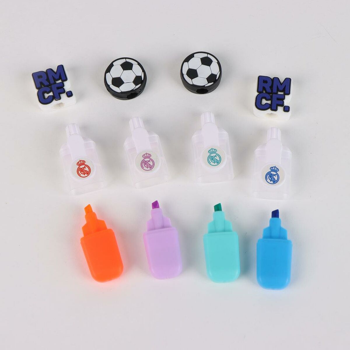 V7HF8A2E40B4B5411E2D09A47FF8EDF7DFFR6618593P3