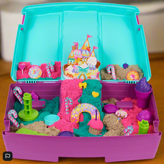 Kinetic Sand Sandyland with 2lbs of Kinetic Sand