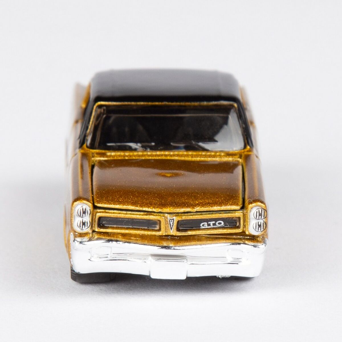 V5H1B0882030F3DBAA121AD0CF8FC14B1F7R5746369P6