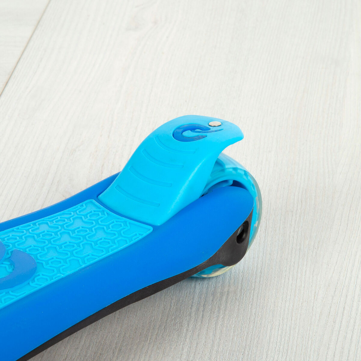 V4H188522D9E1CB8FFF69978A2E503C8C44R7251403P6