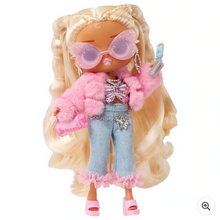 Load image into Gallery viewer, L.O.L. Surprise! Tweens Series 4 Doll - Olivia Flutter