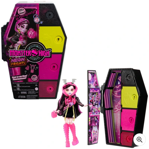 Monster High Skulltimate Secrets Neon Frights Draculaura Doll Fashion Set