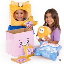 Načíst obrázek do prohlížeče Galerie, Lankybox Giant Surprise Foxy Box Plush Toy Set