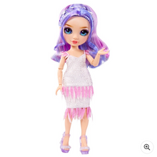 Načíst obrázek do prohlížeče Galerie, Rainbow High Fantastic Violet Willow Purple Doll Fashion Playset