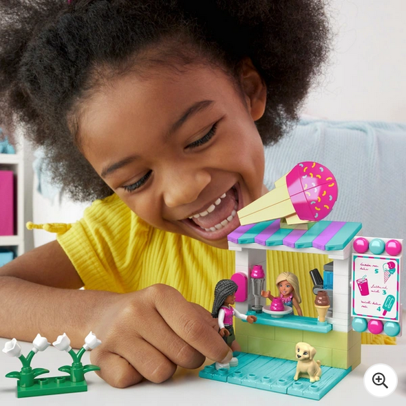 Mega Barbie Convertible & Ice Cream Stand Building Set