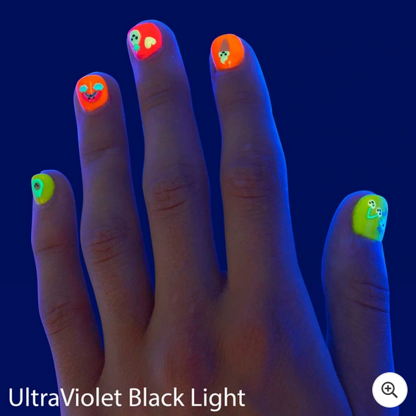 FabLab Glow in the Dark Nail Art