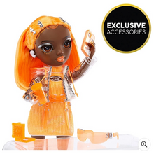 Načíst obrázek do prohlížeče Galerie, Rainbow High Fashion Doll Series 5 - Michelle St. Charles (Orange)