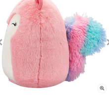 Načíst obrázek do prohlížeče Galerie, Squishmallows Fuzz-A-Mallows 30cm Amina the Pink Squirrel Soft Toy
