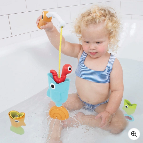 Yookidoo Catch ‘N’ Sprinkle Fishing Set Bath Toy