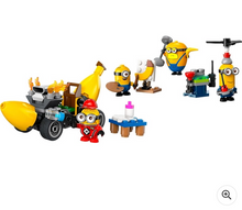 Načíst obrázek do prohlížeče Galerie, Despicable Me LEGO 75580 Minions and Banana Car Toy Set