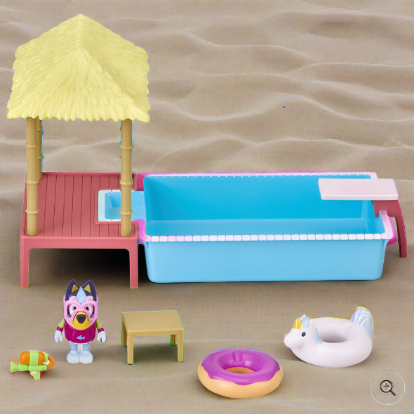 Bluey Pool Time Fun Playset