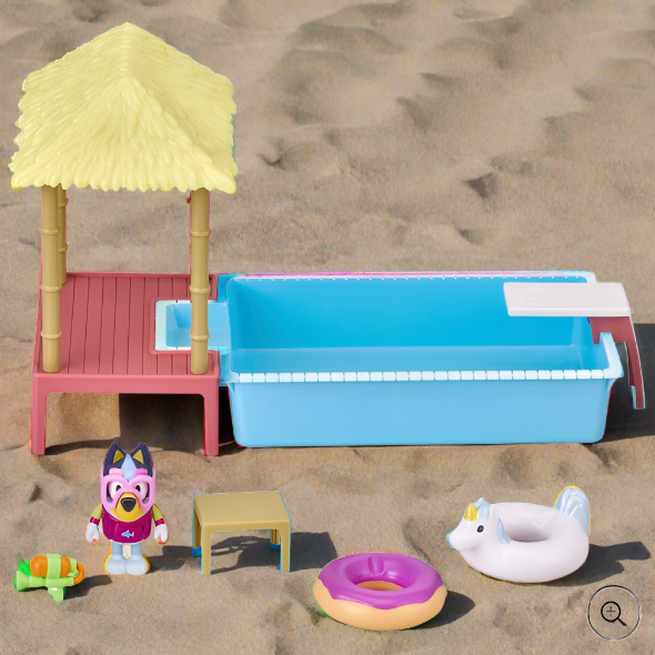 Bluey Pool Time Fun Playset