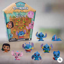 Načíst obrázek do prohlížeče Galerie, Disney Doorables Lilo &amp; Stitch Collection Peek