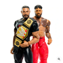 Load image into Gallery viewer, WWE Championship Showdown Roman Reigns vs Jey Uso 2 Pack