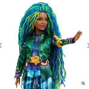 Disney Descendants 4: The Rise of Red Uliana Fashion Doll