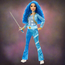 Načíst obrázek do prohlížeče Galerie, Disney Descendants 4: The Rise of Red Princess Chloe Charming Fashion Doll