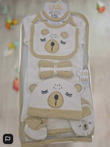 Newborn Baby Gift Set 11 Piece Sleepy Bear Design