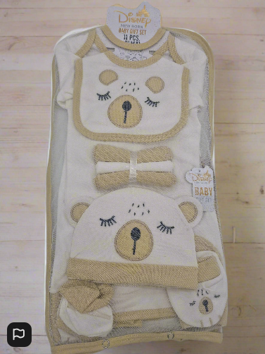 Newborn Baby Gift Set 11 Piece Sleepy Bear Design