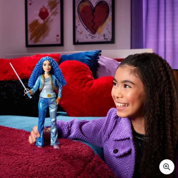 Disney Descendants 4: The Rise of Red Princess Chloe Charming Fashion Doll