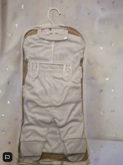 Welcome to the World, Little Princess’ – 10-Piece Baby Gift Set (Gold Lettering, 100% Cotton