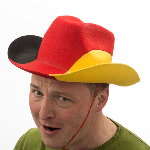 Kovbojský klobouk s německou vlajkou