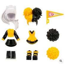 Načíst obrázek do prohlížeče Galerie, Royale High School Spirit Fashion Pack Cheerleading - Series 1 Dark Doll