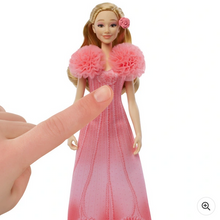 Načíst obrázek do prohlížeče Galerie, Wicked 30cm Singing Glinda Fashion Doll