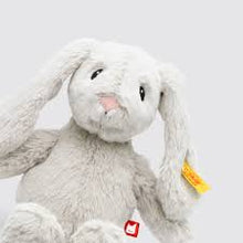 Načíst obrázek do prohlížeče Galerie, Tonies Steiff Soft Cuddly Friends - Hoppie Rabbit