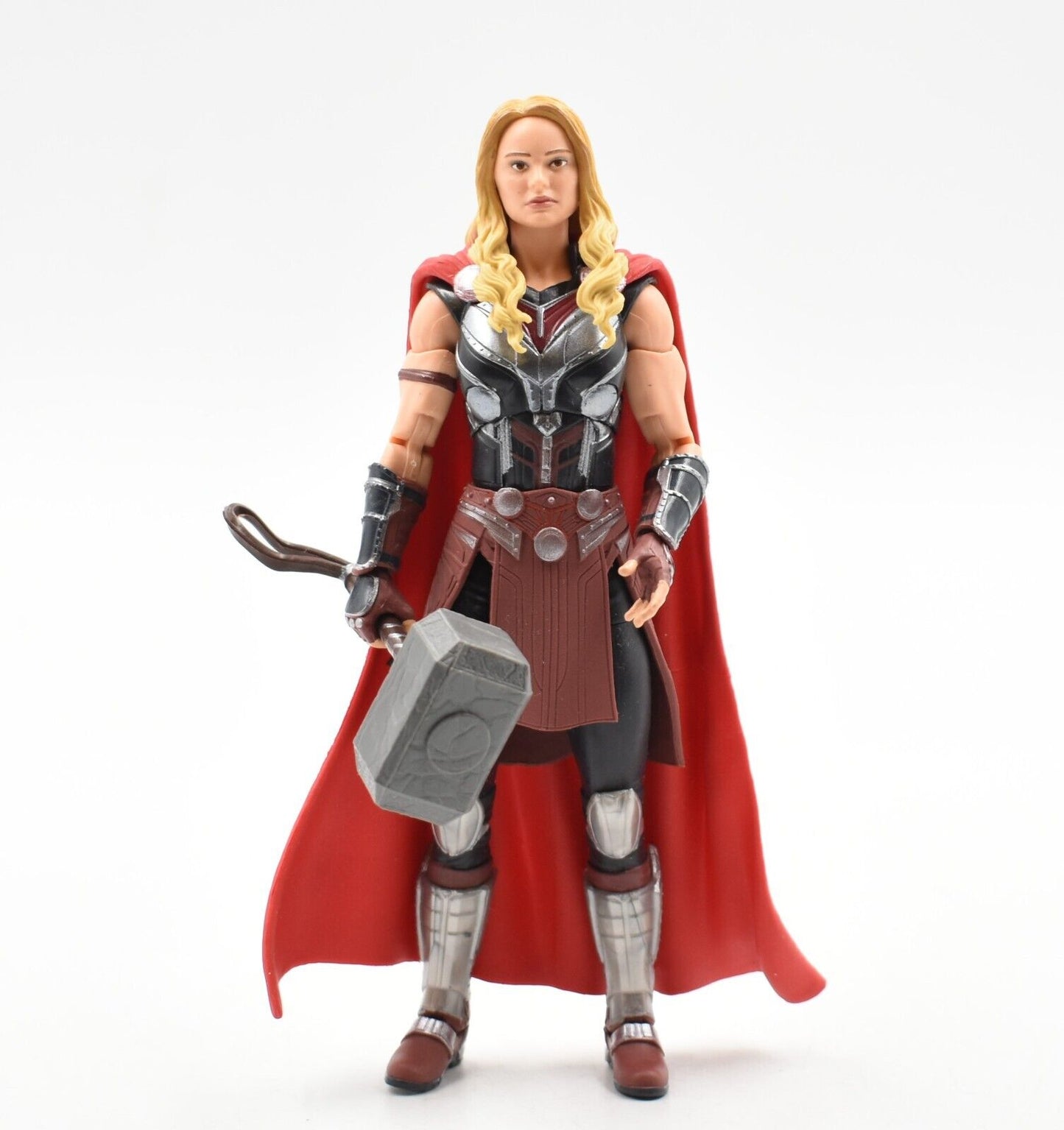 Marvel Studios Thor Love And Thunder Mighty Thor Action Figure